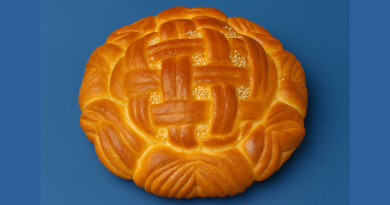 bg-festive-egg-bread